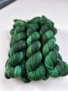 Velvet Pine Krampus Merino DK